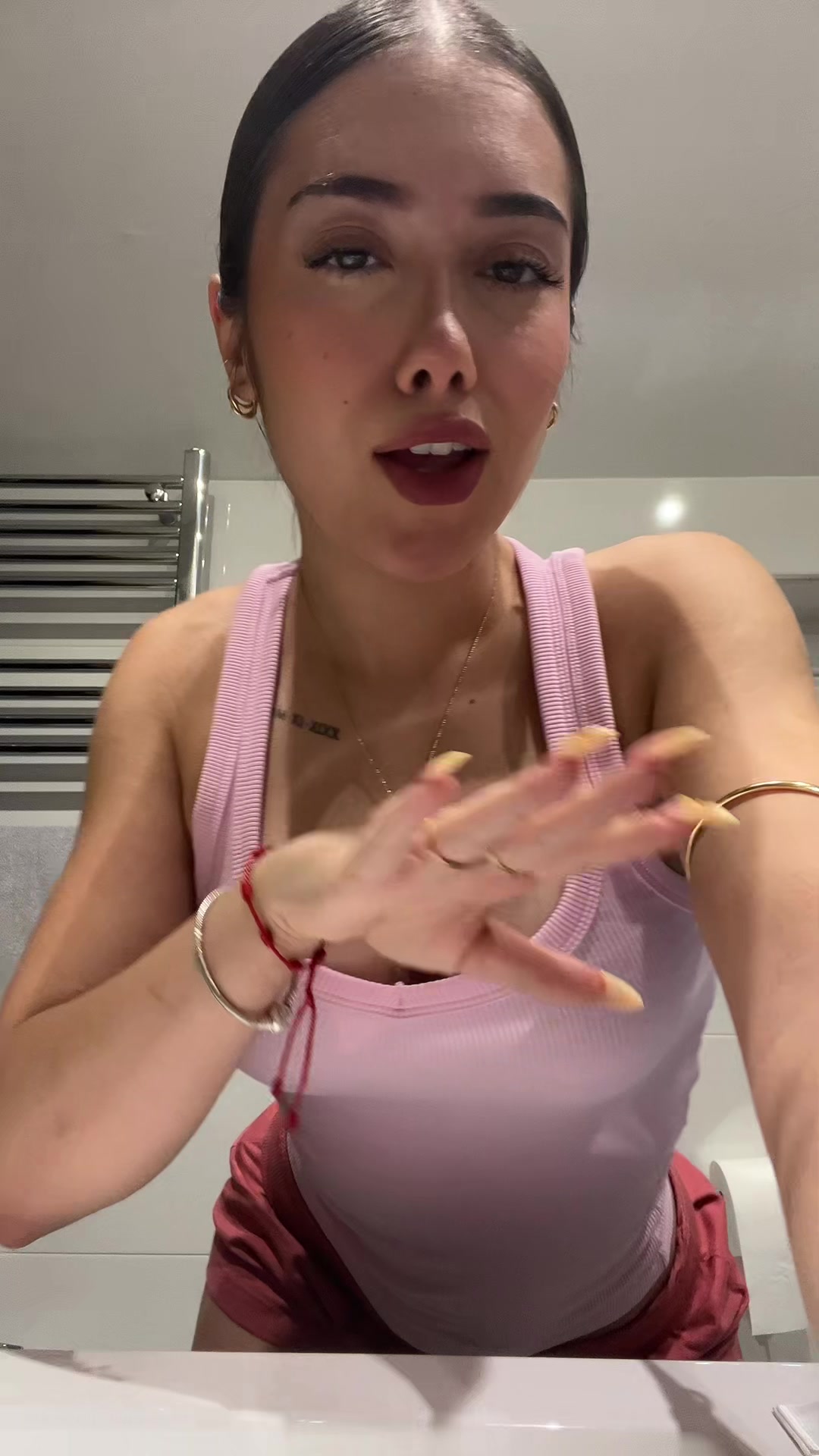 @anita