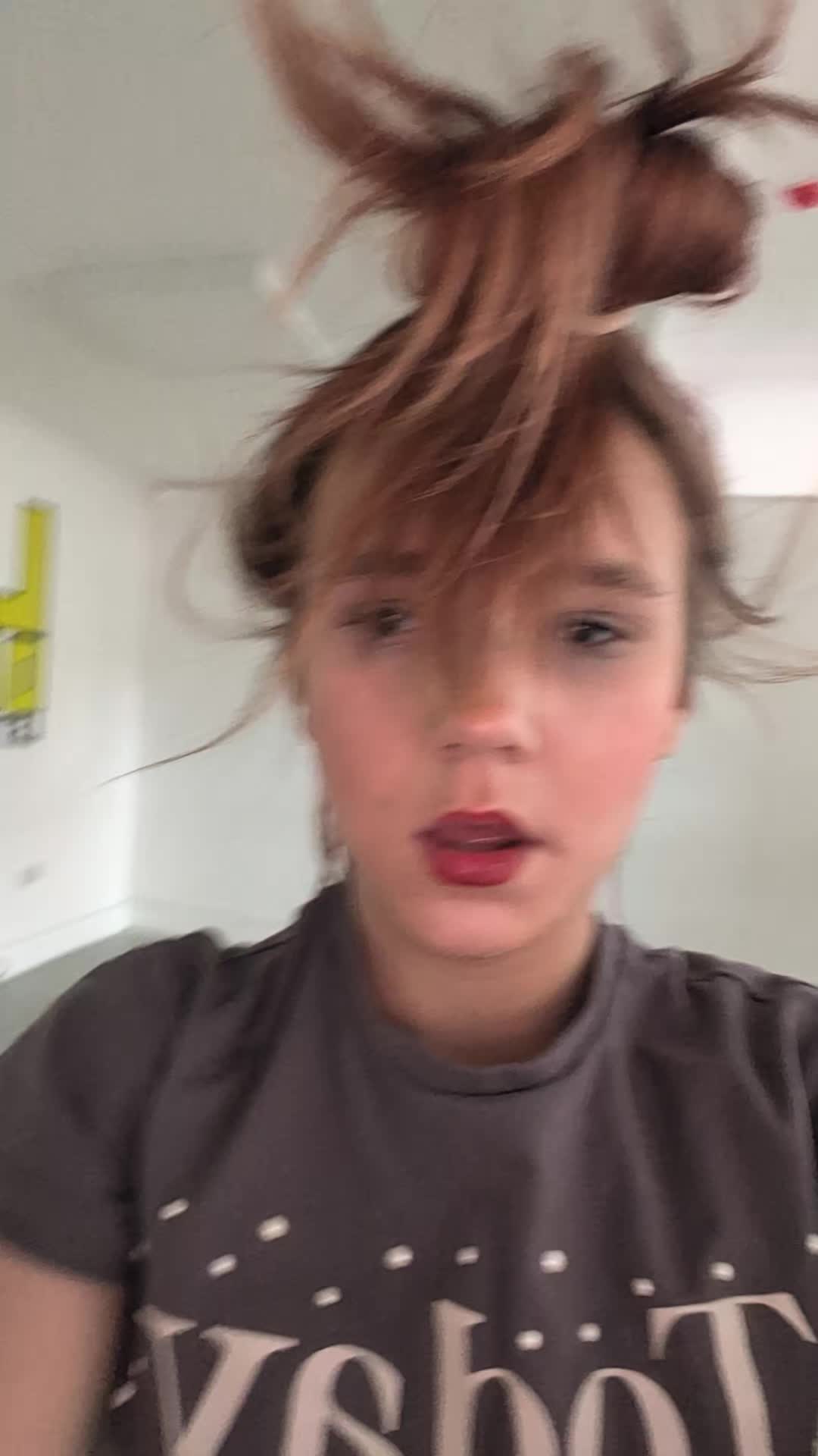 @Clair_Foster
