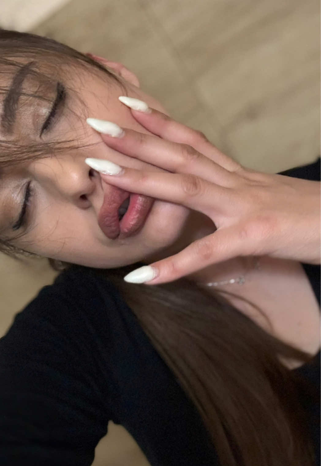 @ʀ ᴏ s ɪ ᴄ ʜ ᴋ ᴀ🍒