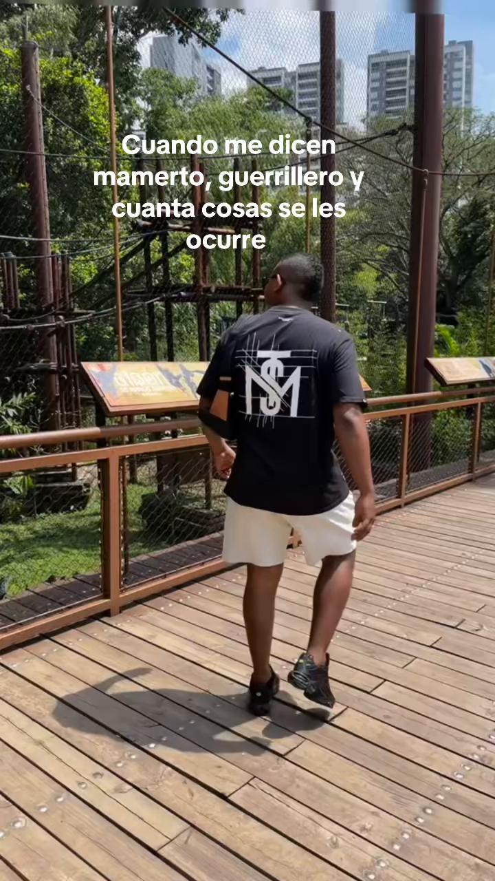 @Santiago