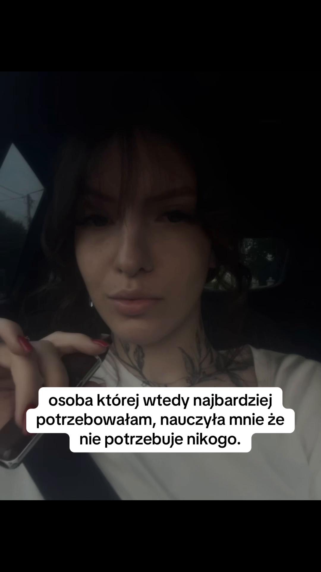 @weronisia