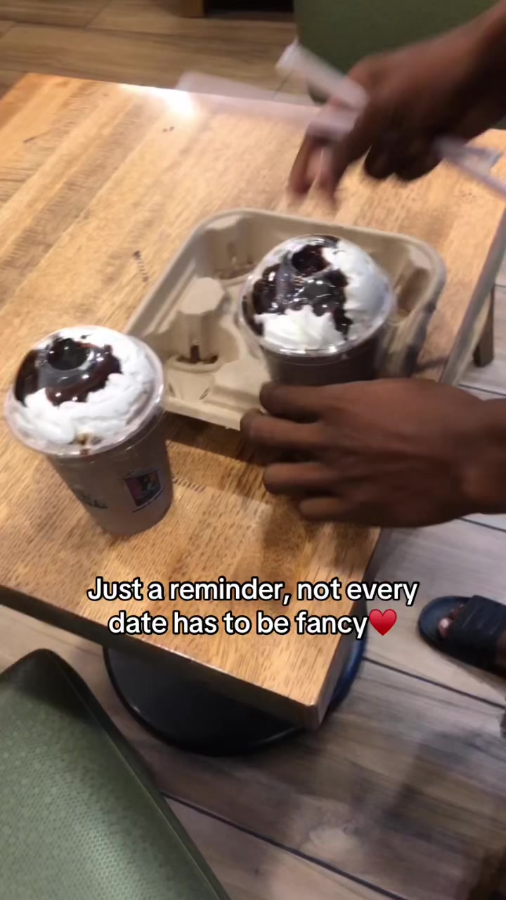 @Angel💚