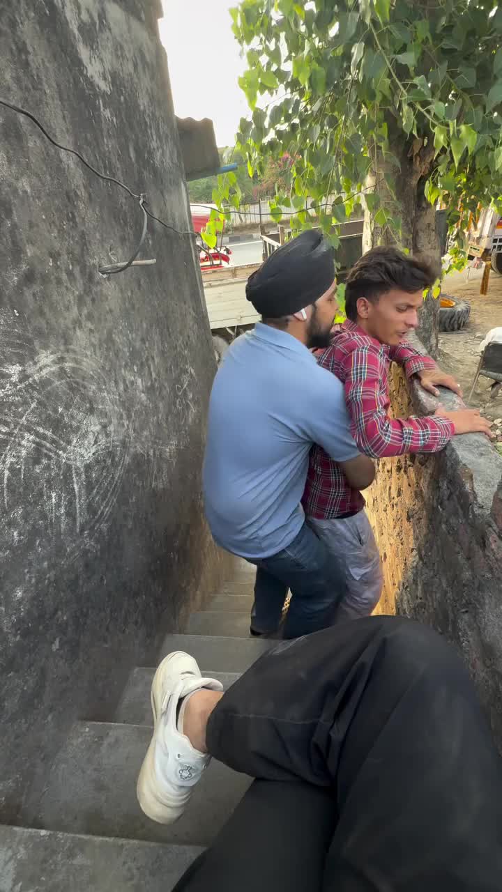 @Yeh Kali Kali ankhe 👀