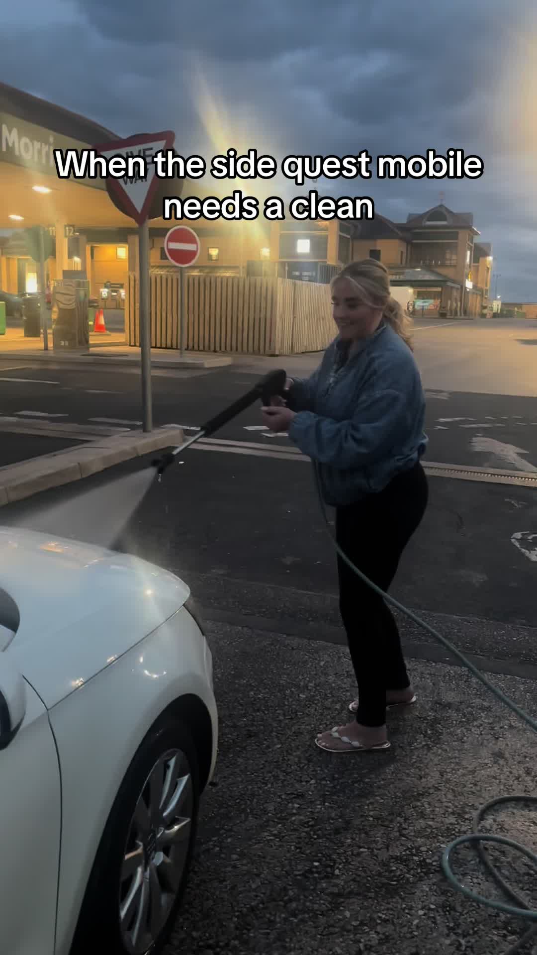 @bethanylouise