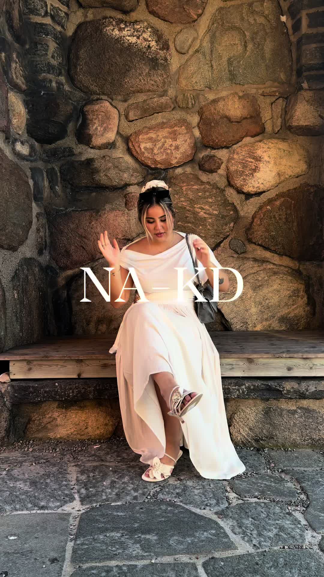 @Nana