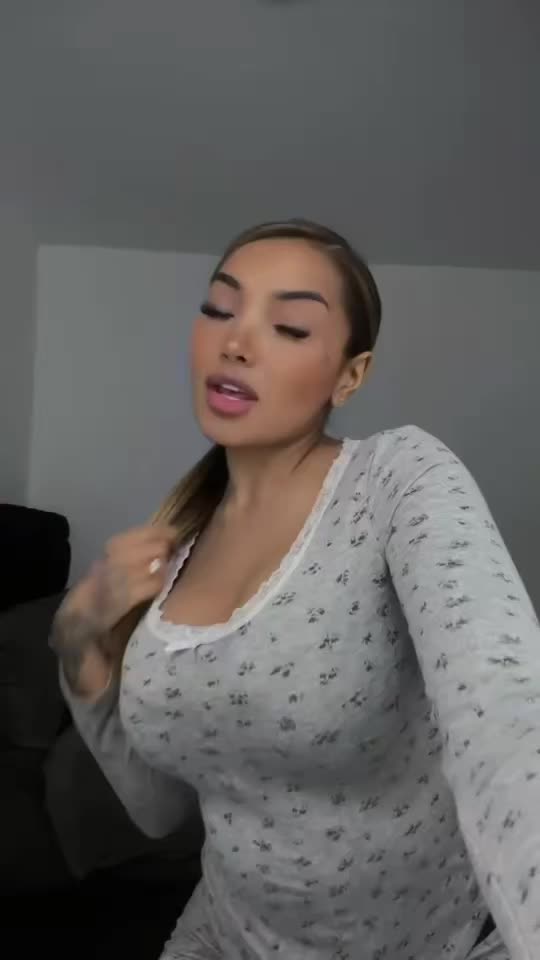 @G N G