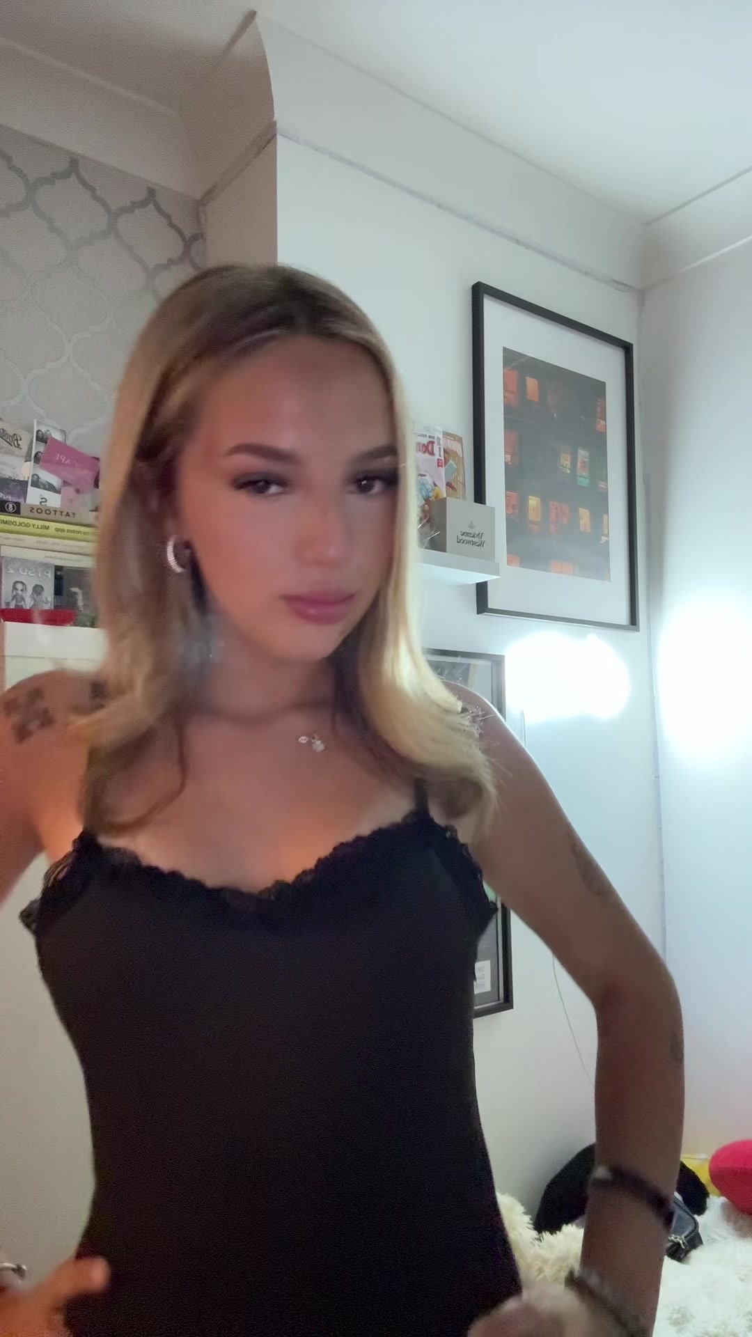 @ssimplynicolee