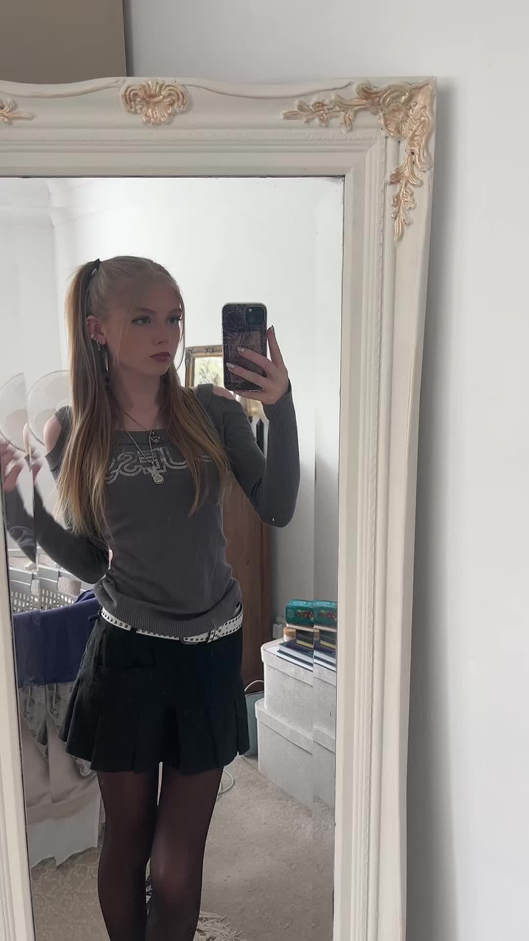 @t⁸