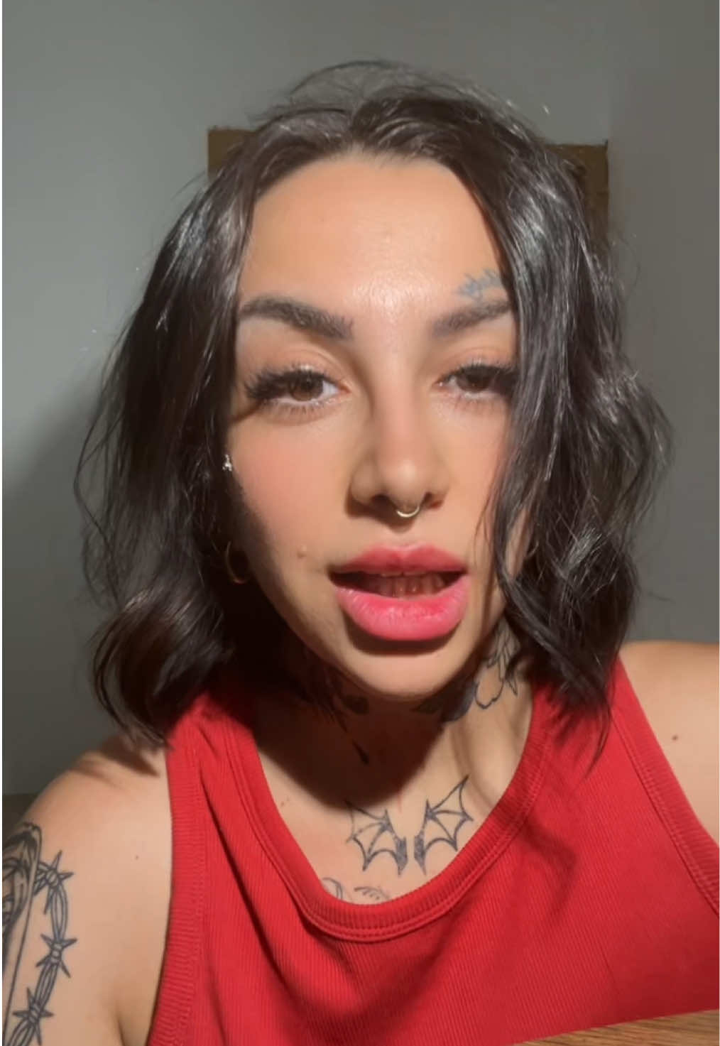 @leyanailz