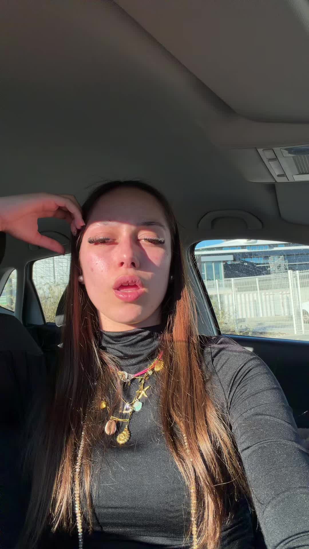 @𝒜𝓃𝑔𝒾ℯ♕