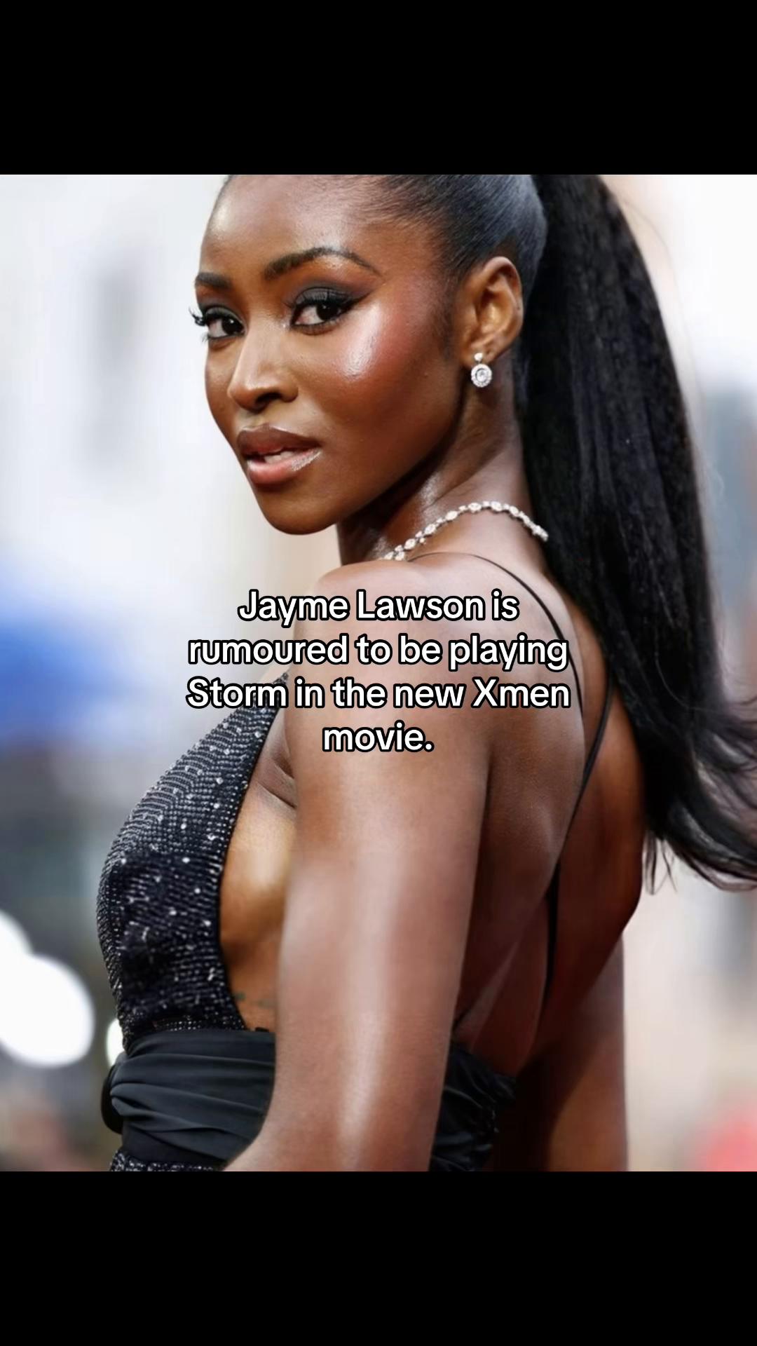 @⃟