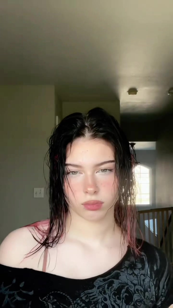 @Julli🪽