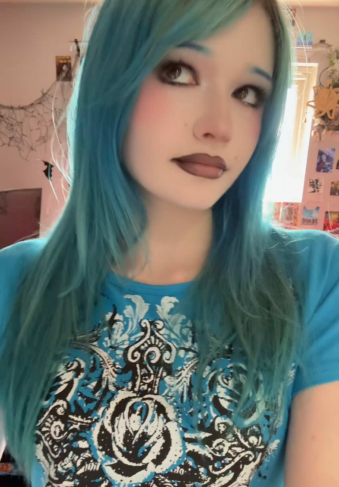 @girlwiththecoolbluehair