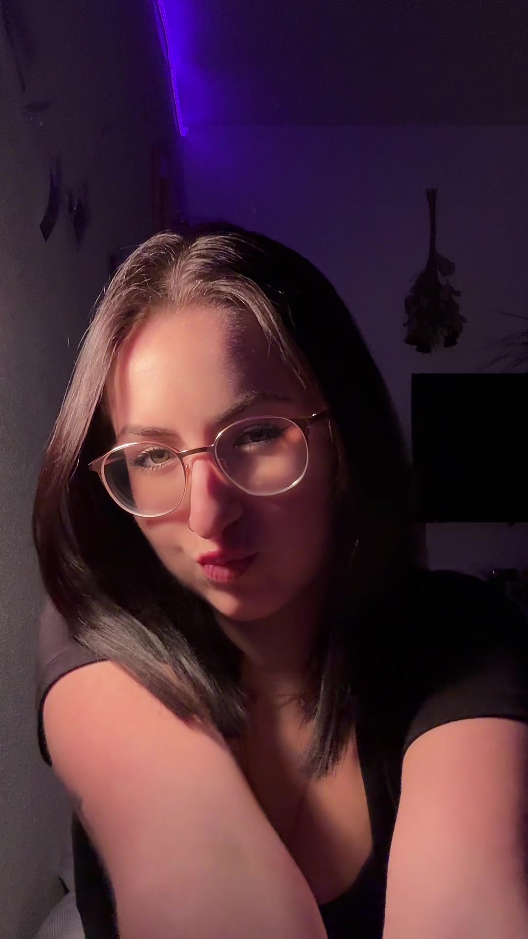 @Corinna🖤