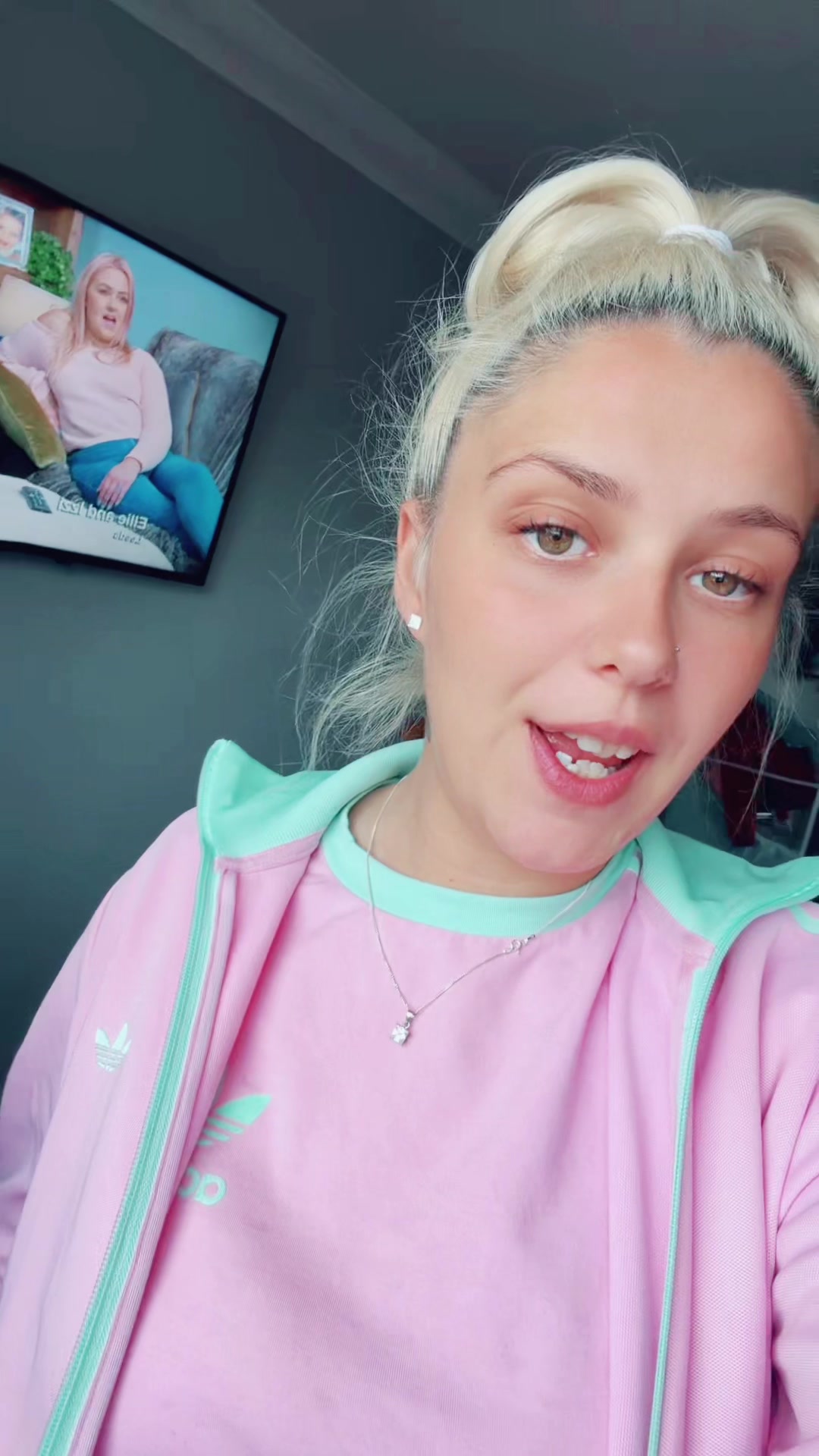 @buzzball_baddie_xox