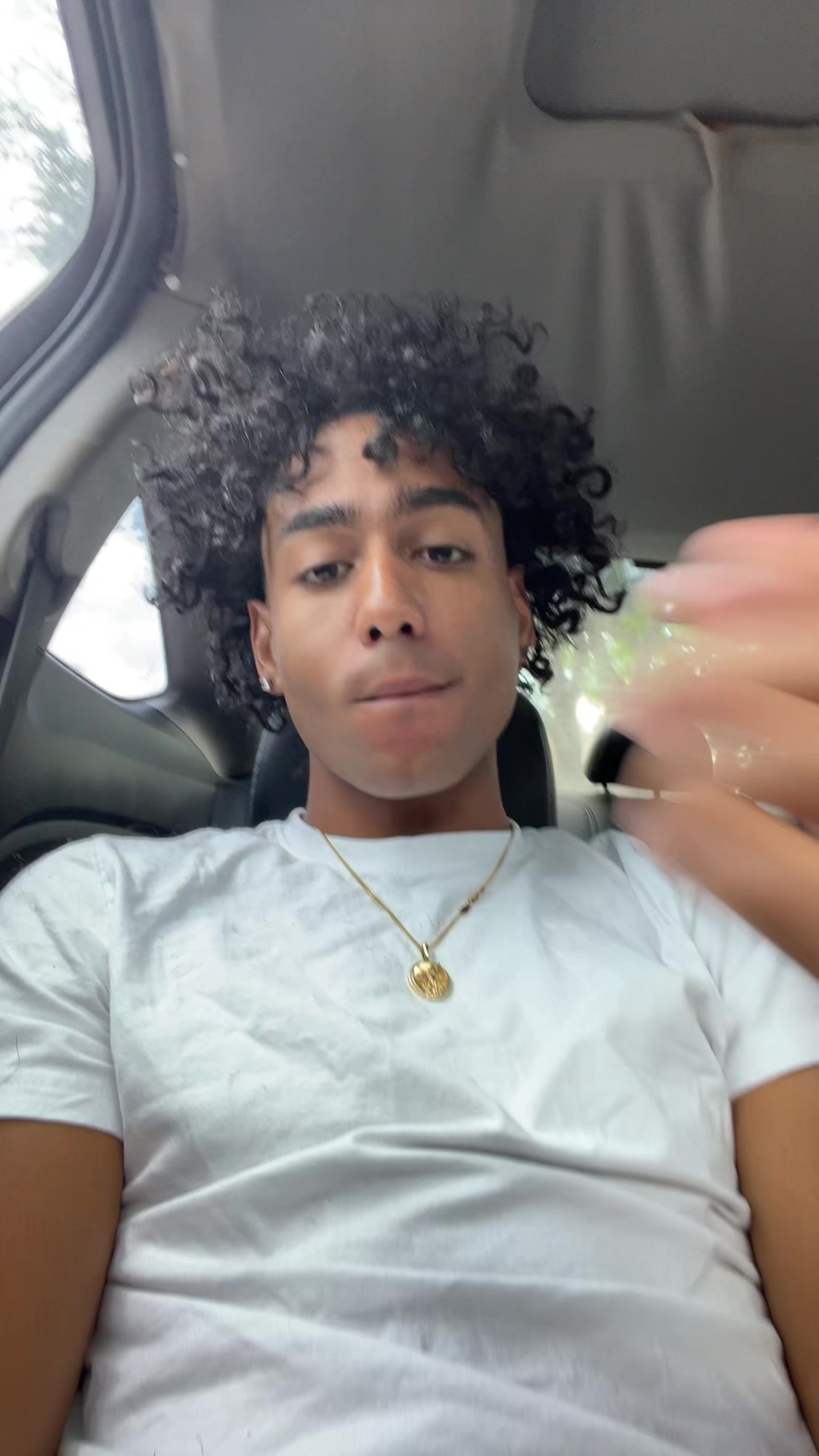 @2_real561