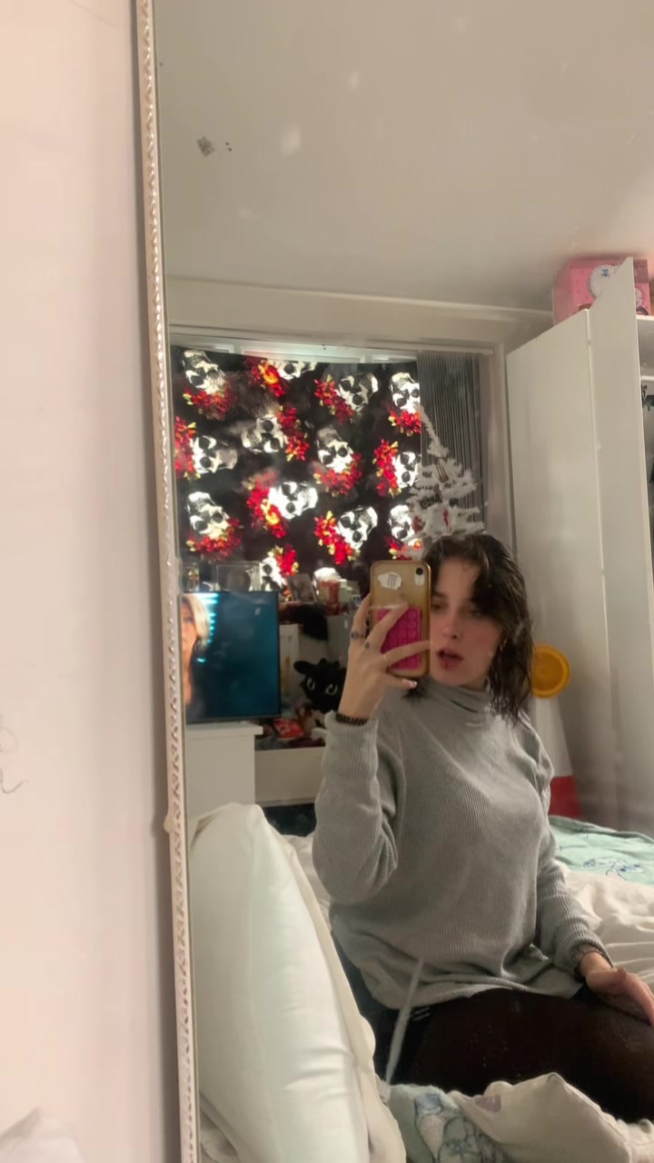@Katie🖤⛓️