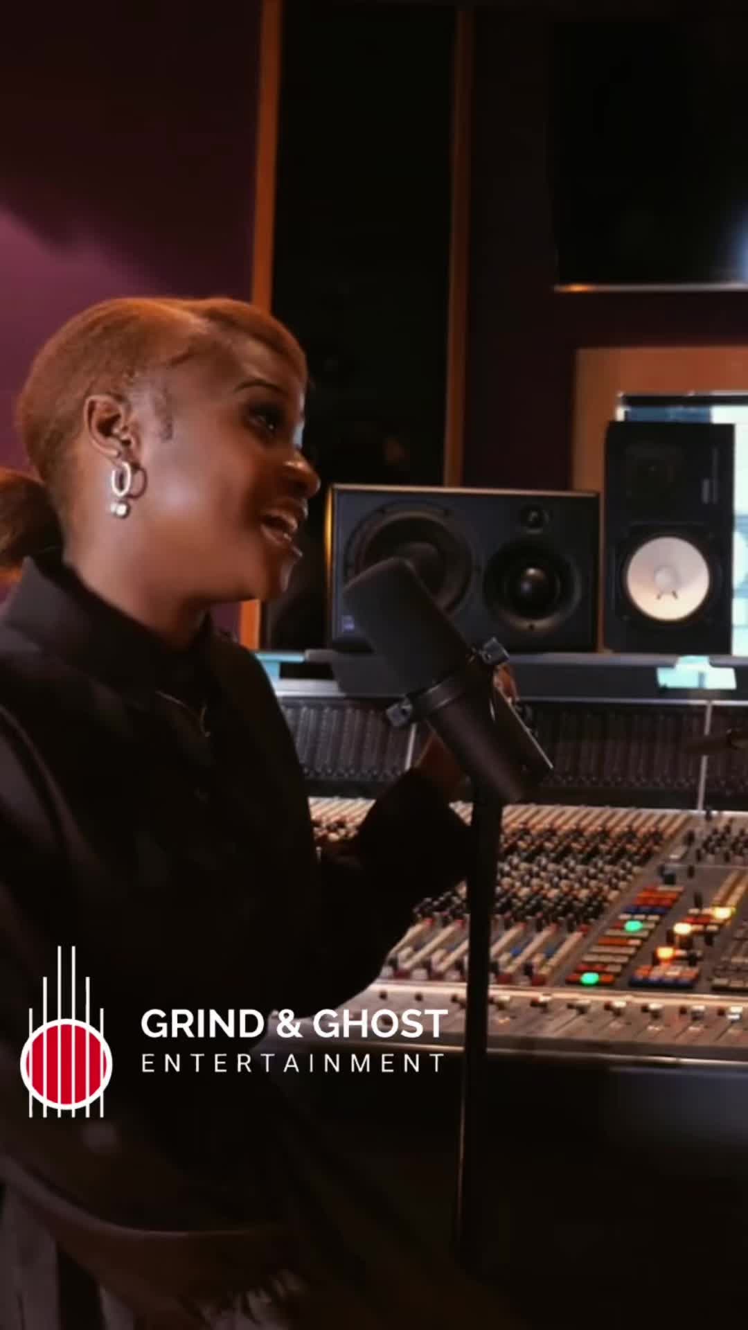 @G N G