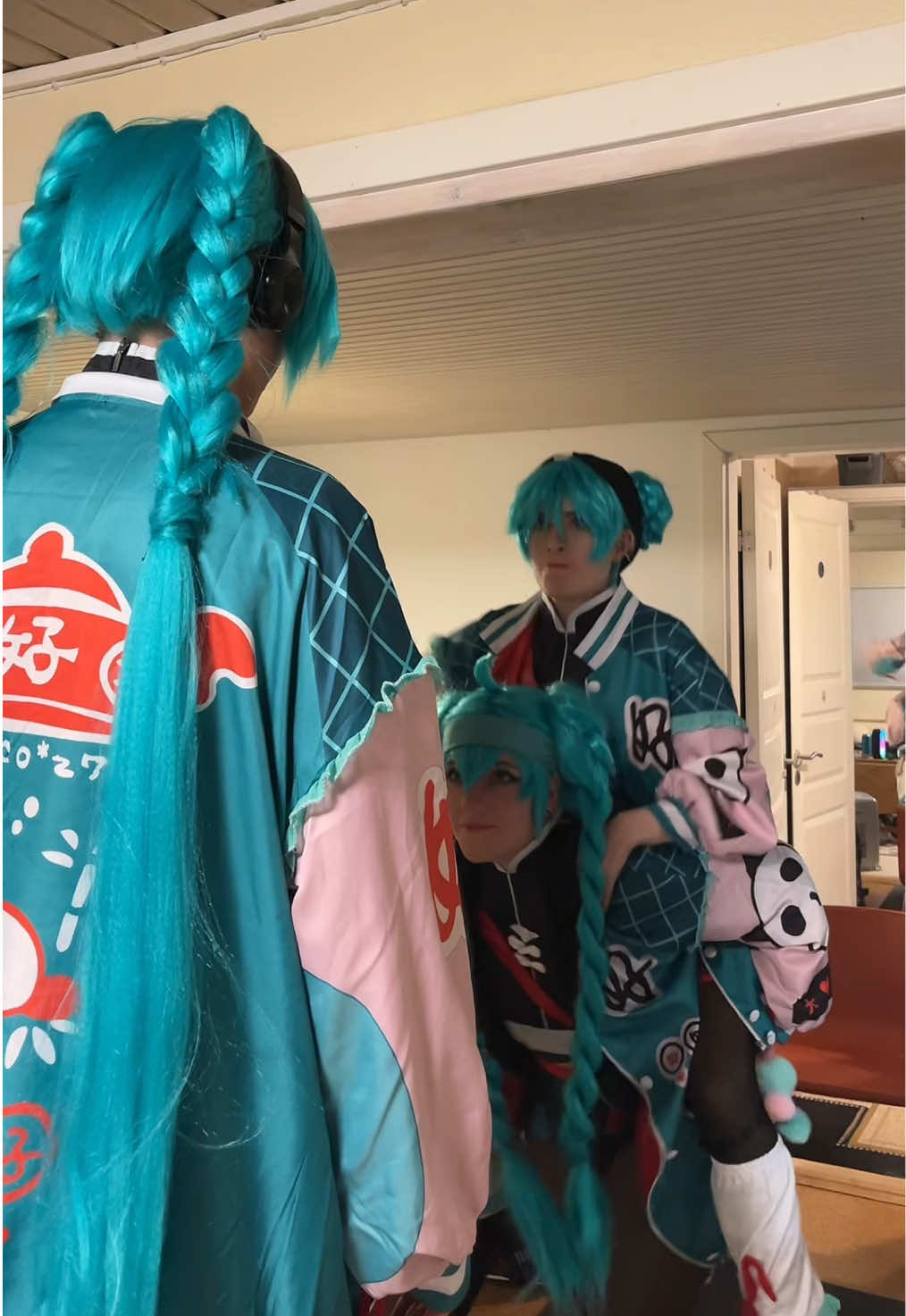 @rayli_cos