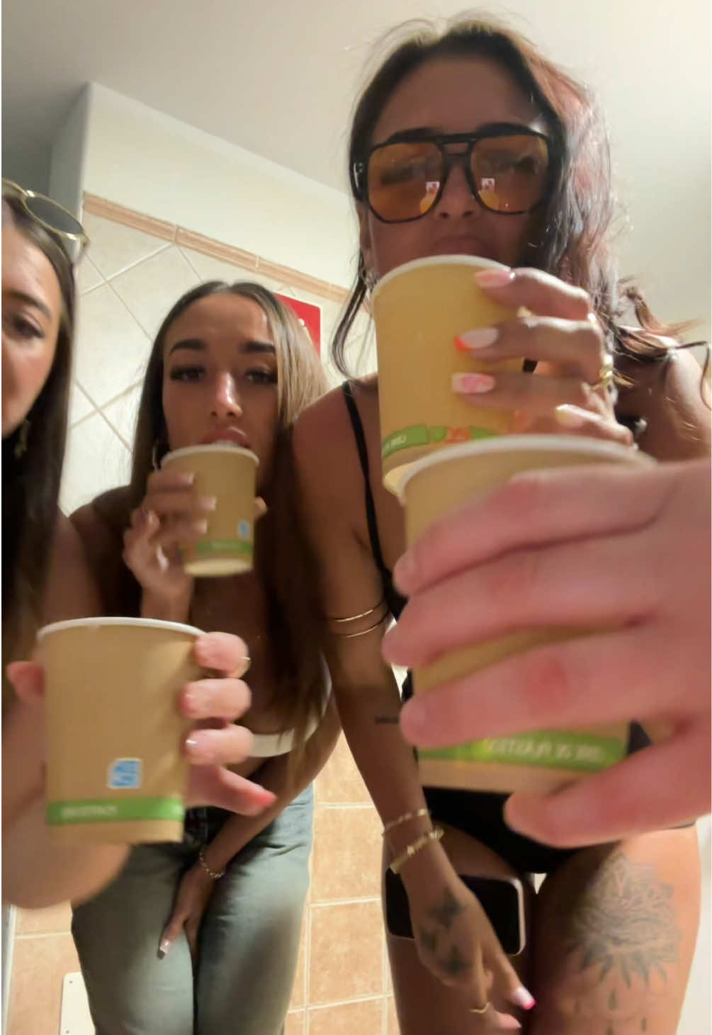 @Sashaellisse