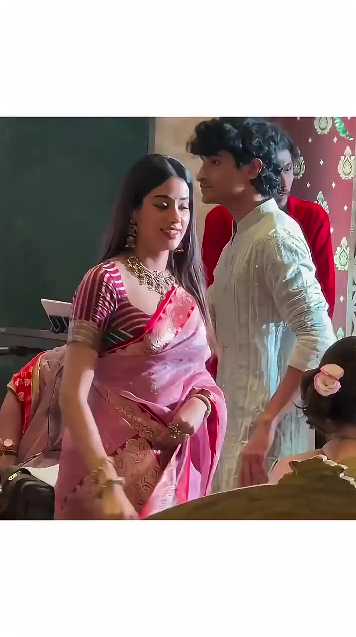@@𝑩𝒐𝒍𝒍𝒚𝒘𝒐𝒐𝒅𝑬𝒓𝒂✨❤️