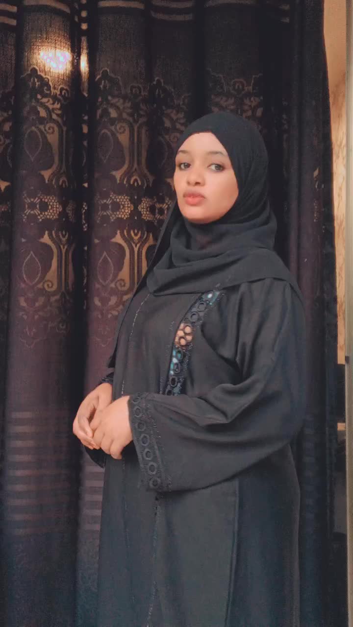@Aisha💃🦋