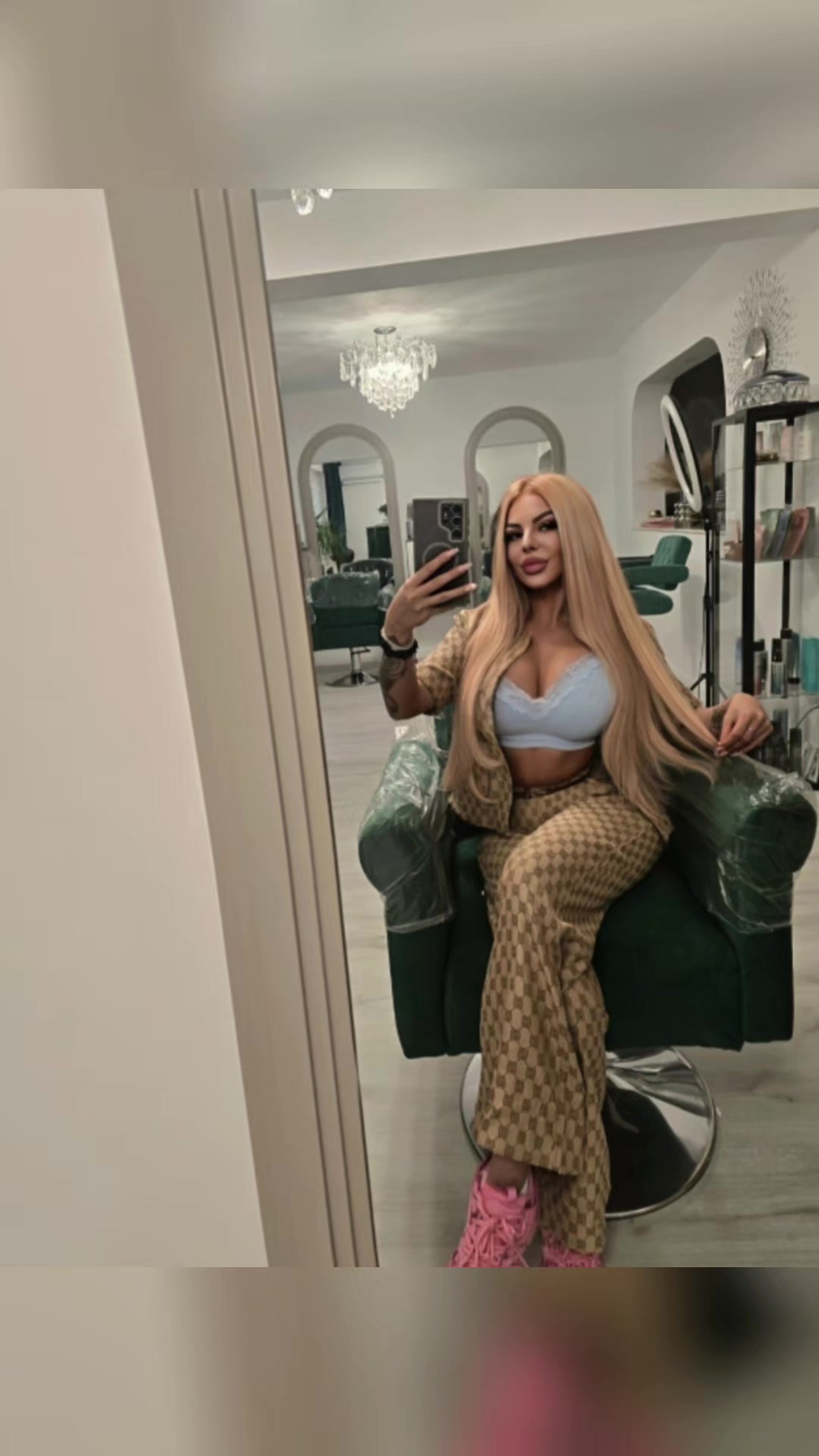 @Blonda97