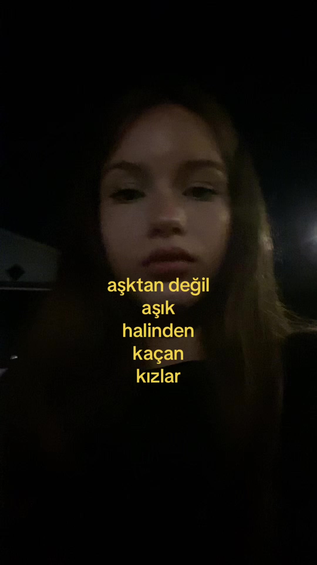 @lola