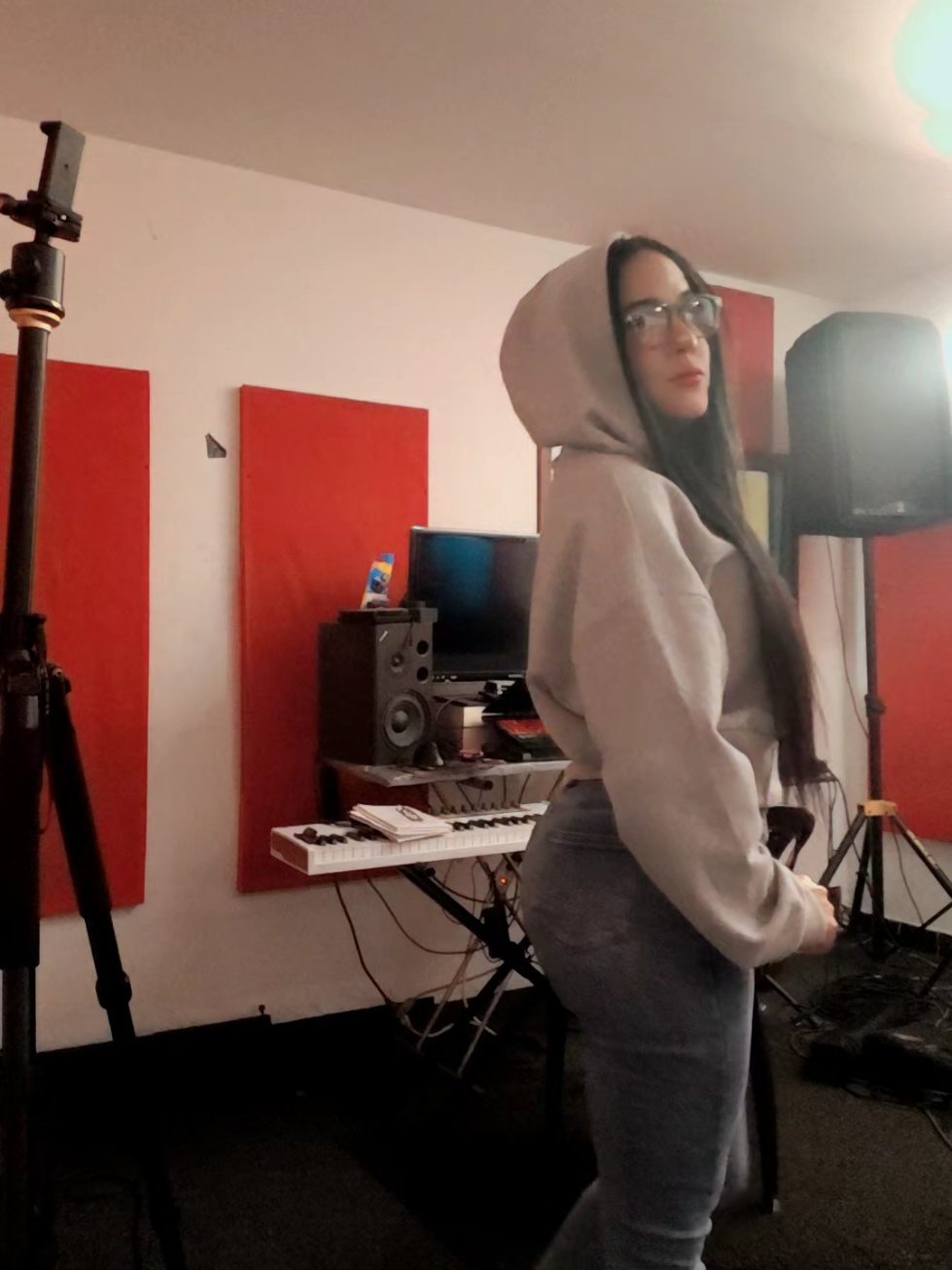 @Alejandrameloficial