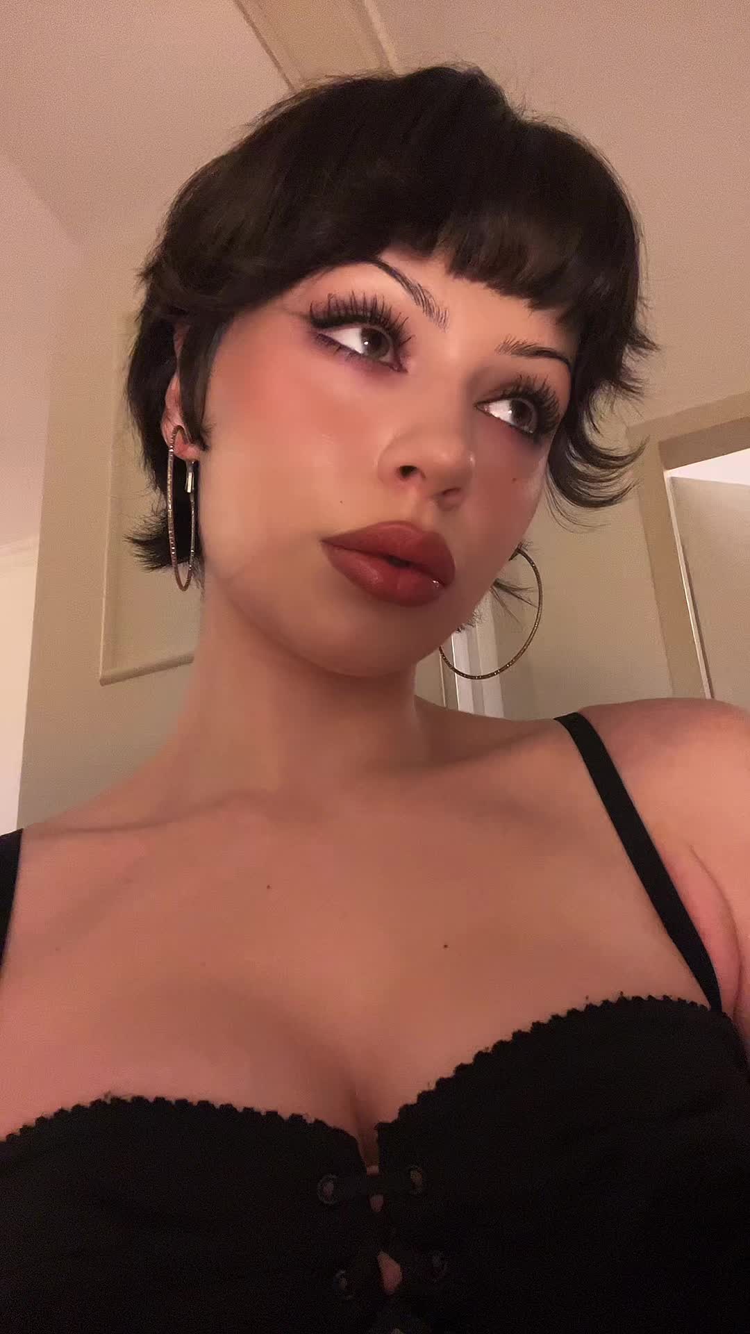 @Evi_Pucher