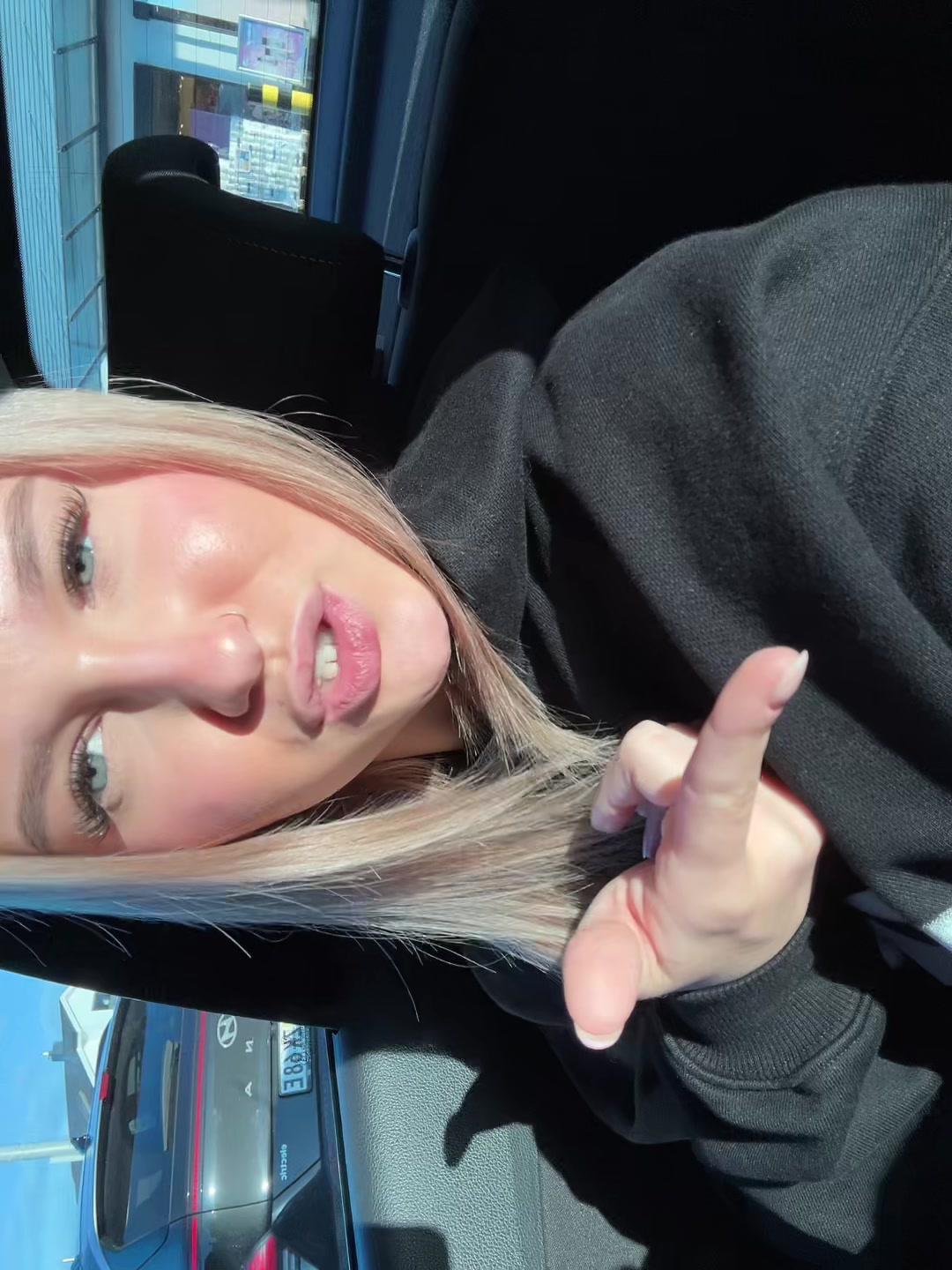 @✞