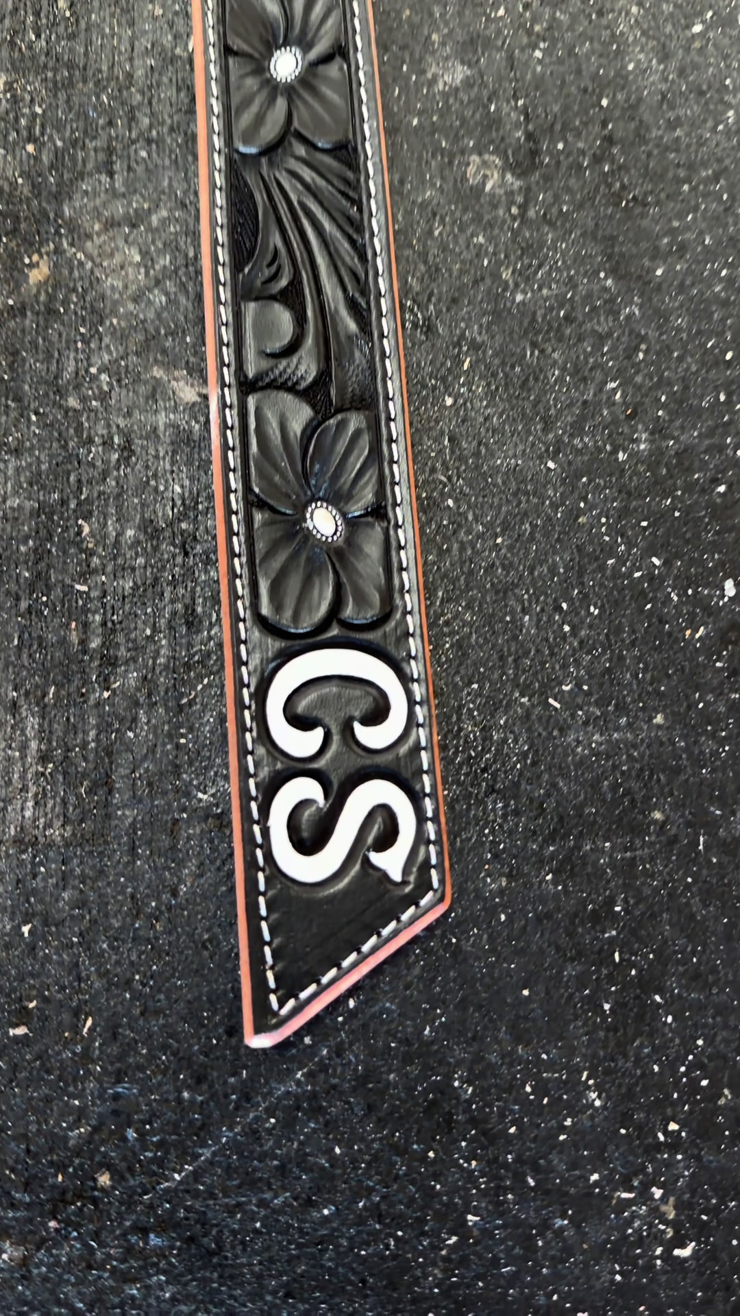 @cnewts_custom_leather