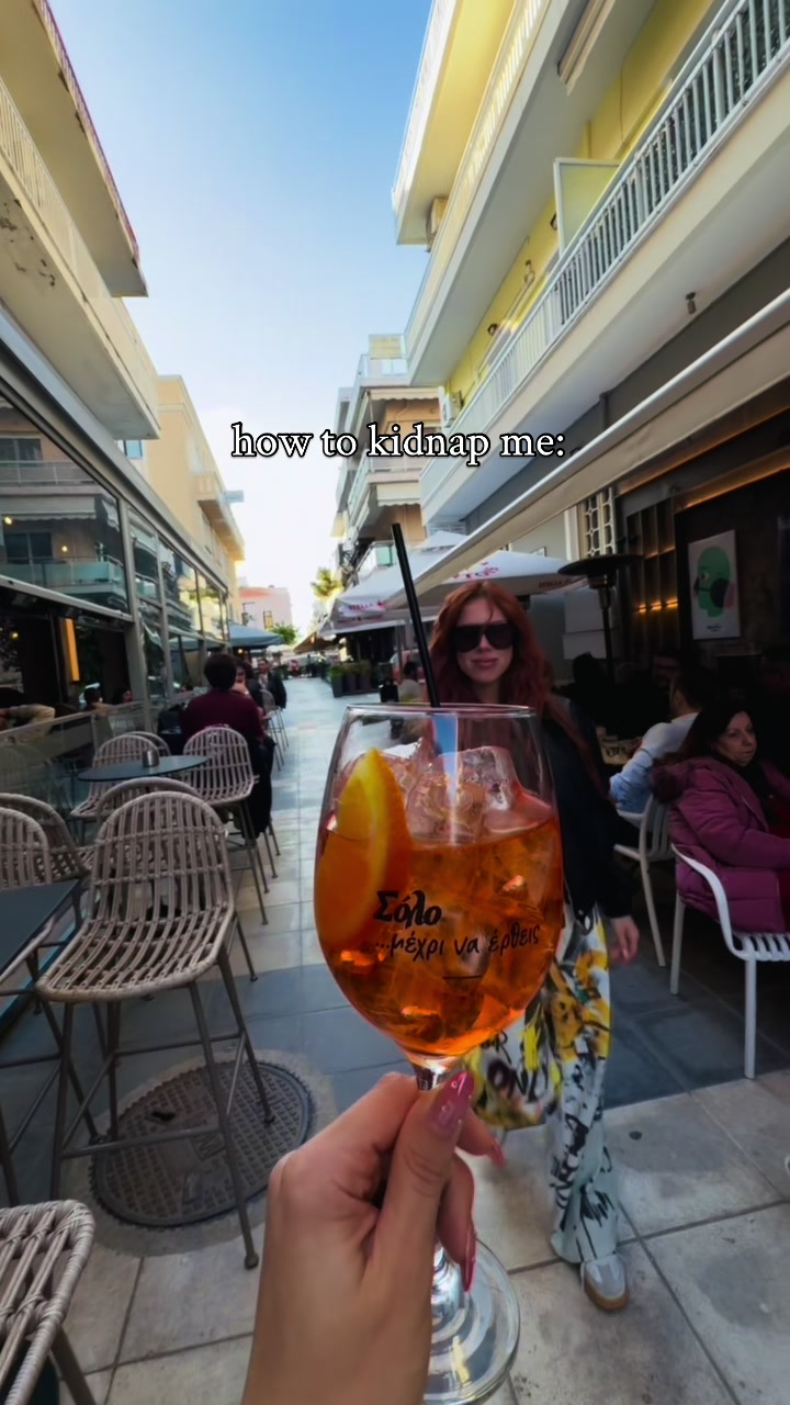 @Elena Rek.