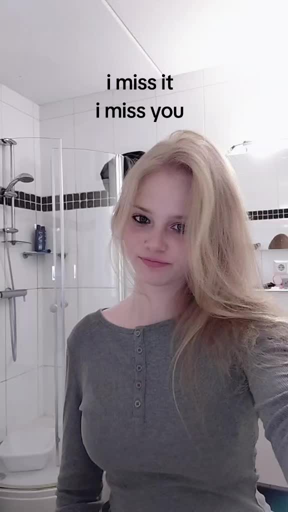 @😝