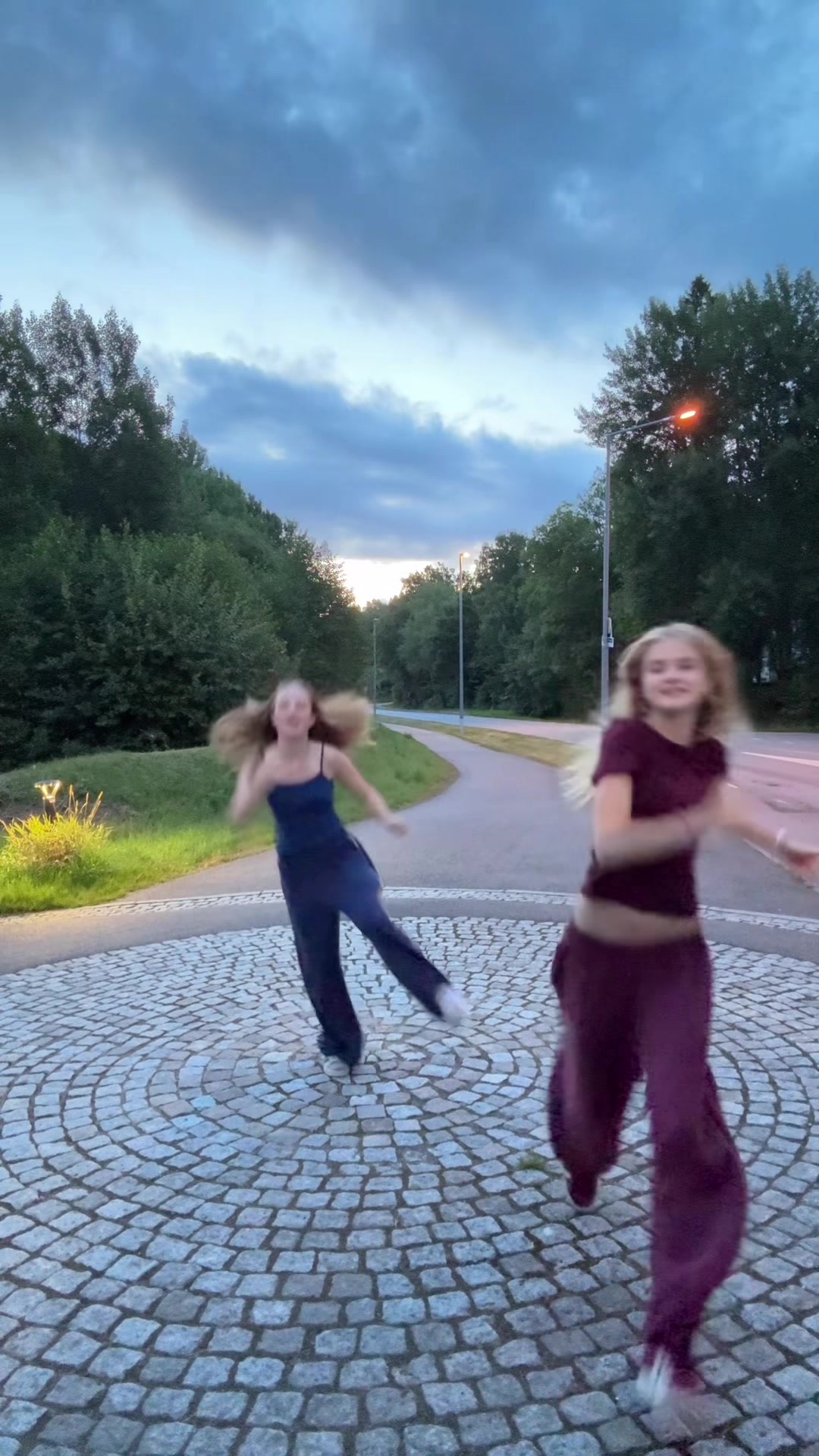 @Tv&aring;FrejorDansar