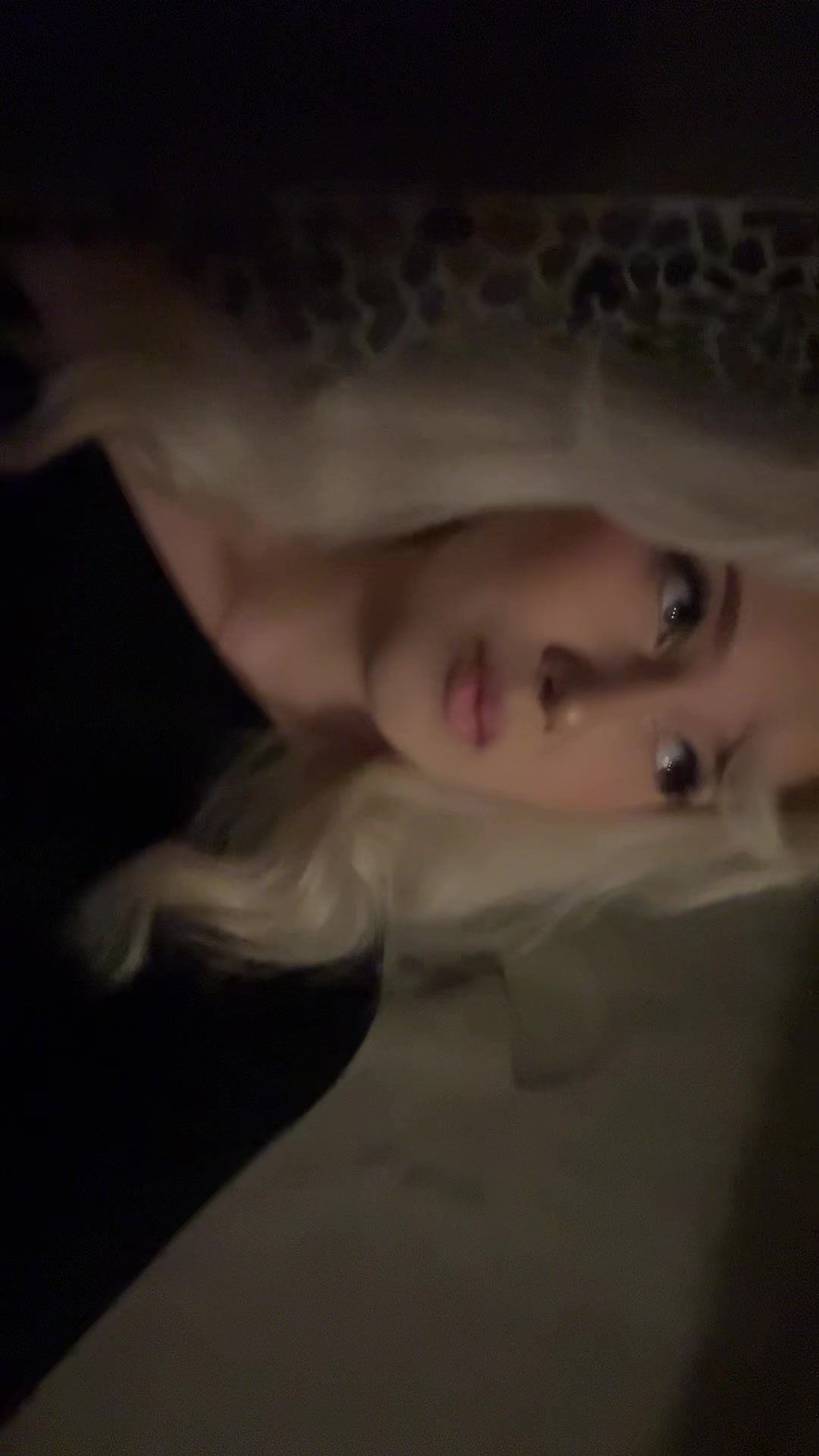 @😴
