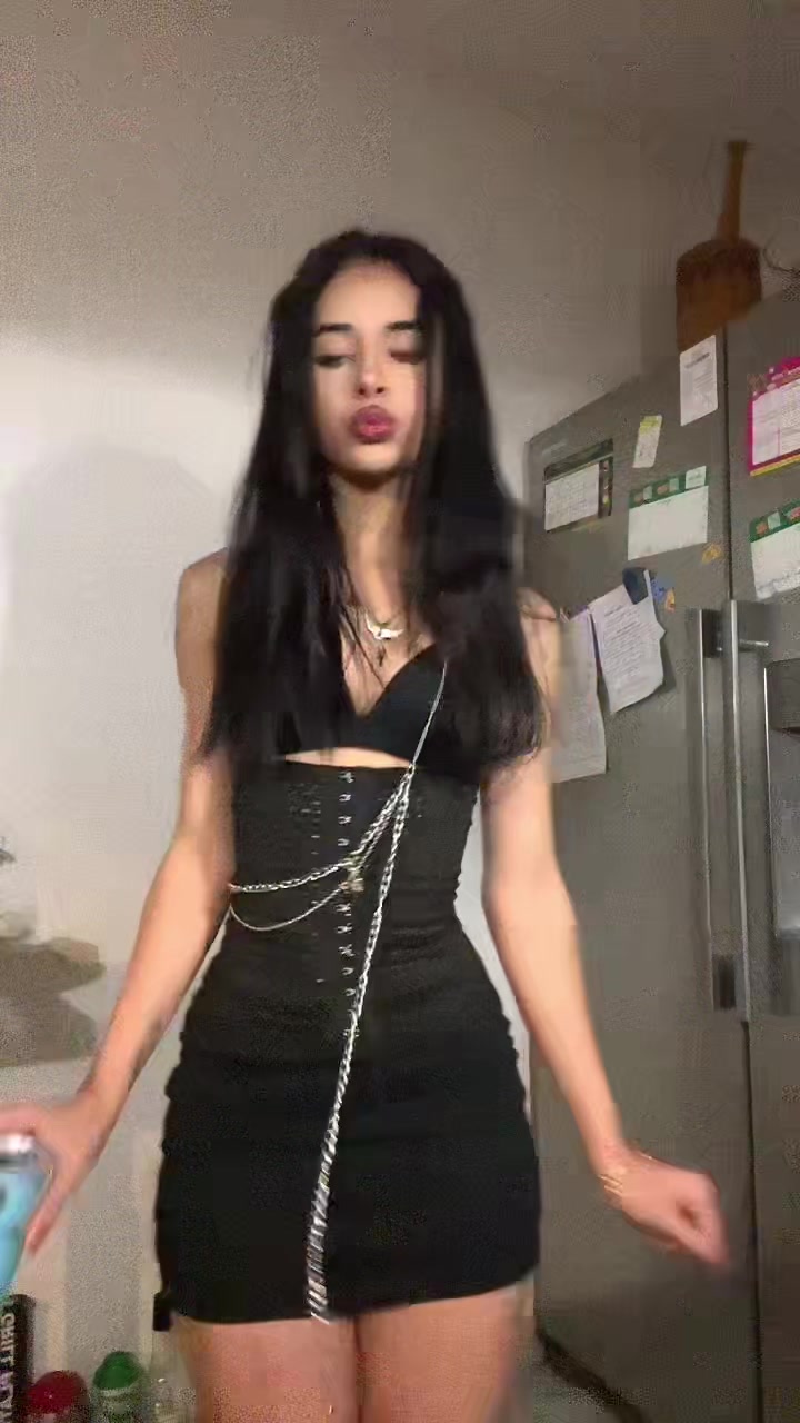 @holy_mavish