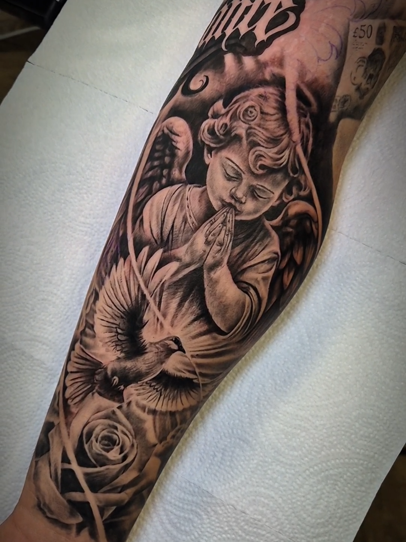 @Lozyoungtattoo