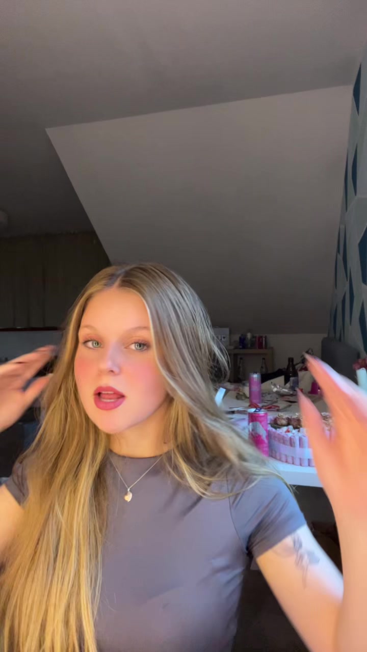 @Stella