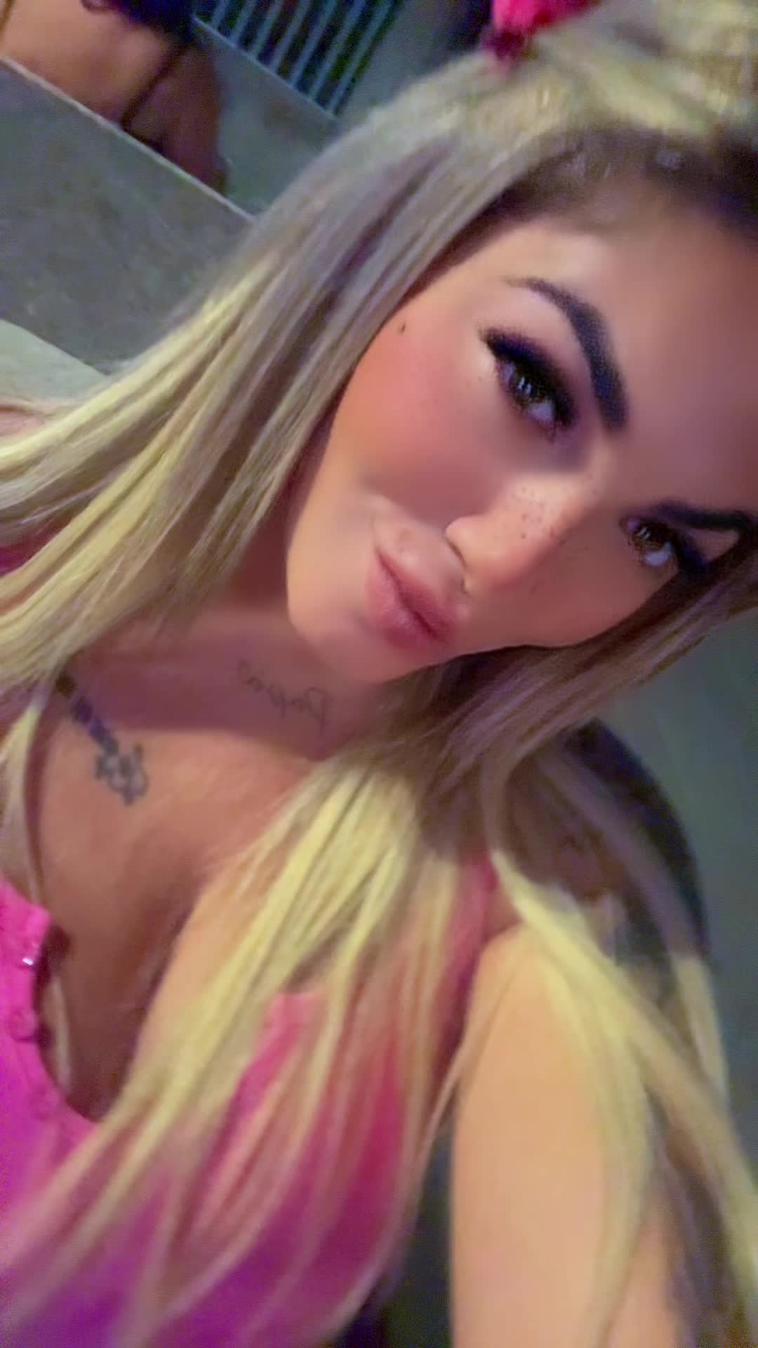 @mena.topona