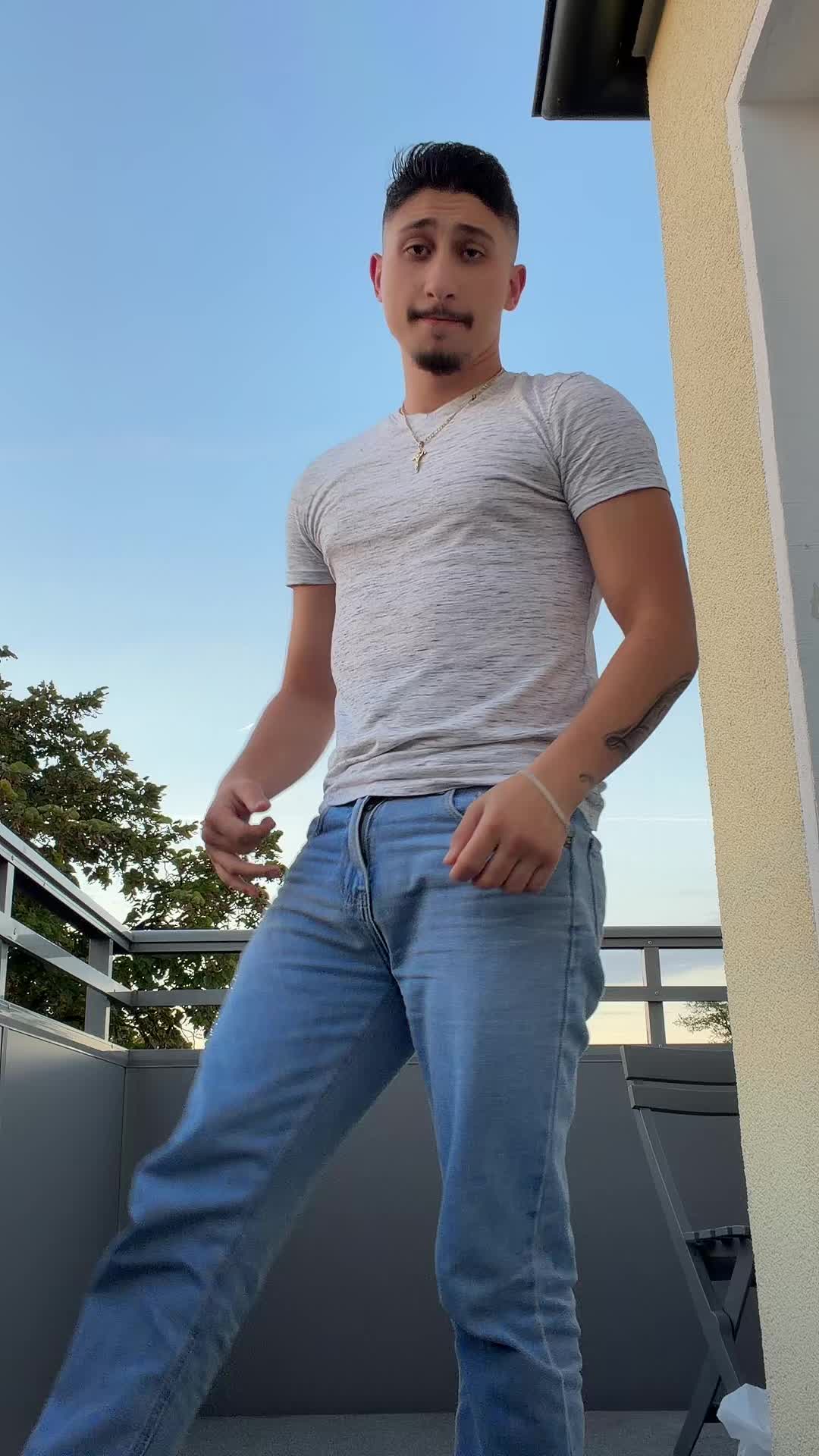 @Andrey Silvășanu