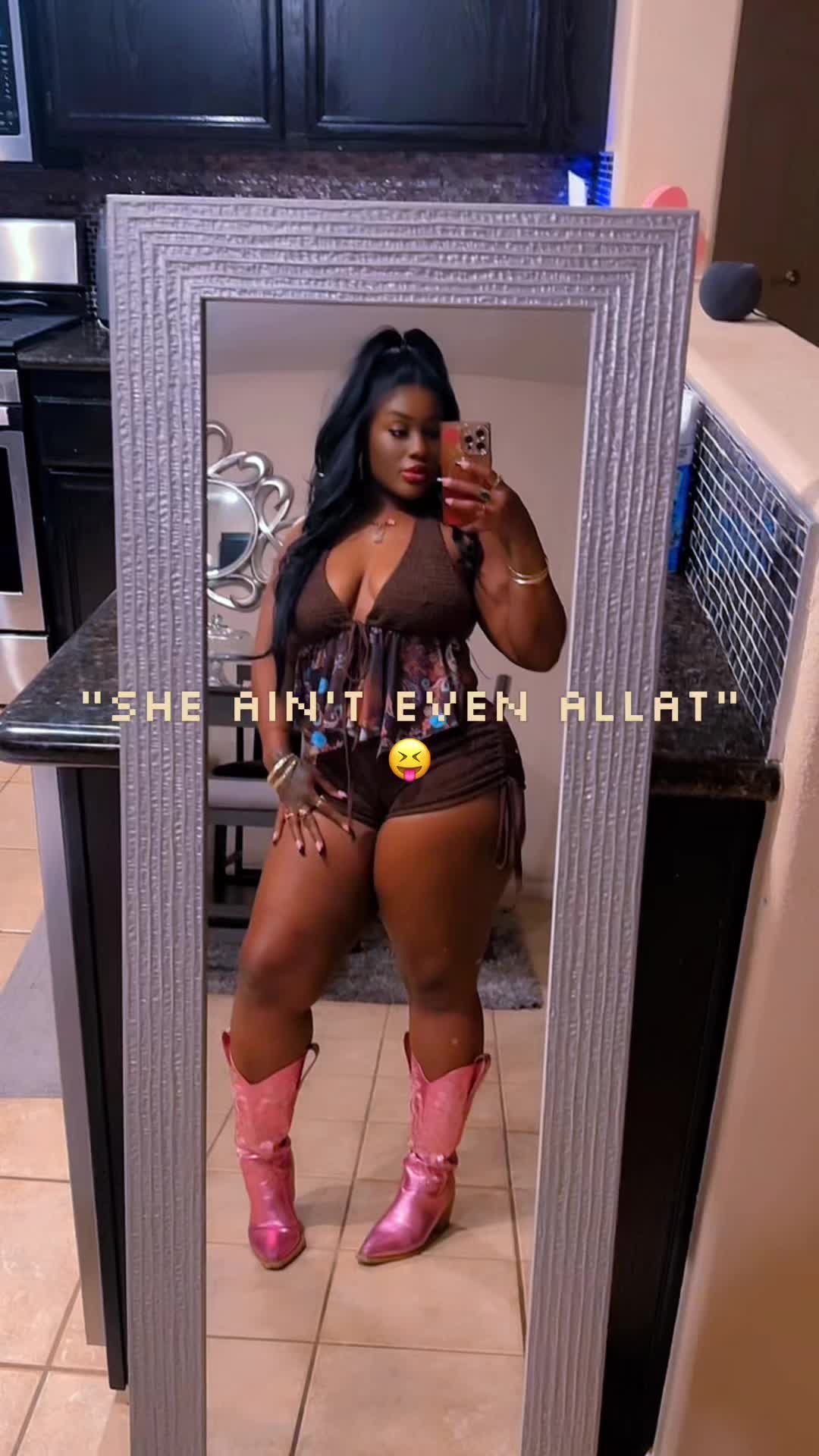 @👑✨Miss Ross Tha Boss⚜️🔮