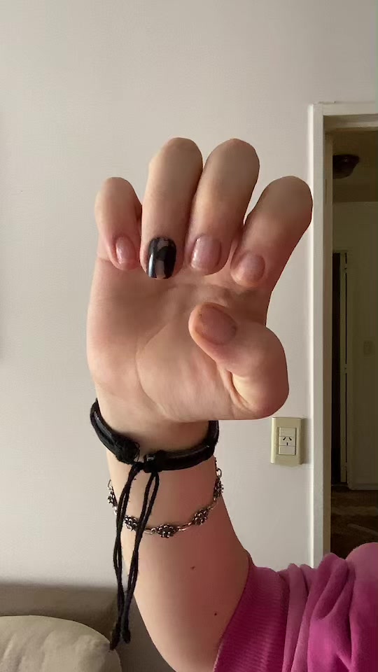 @🐩