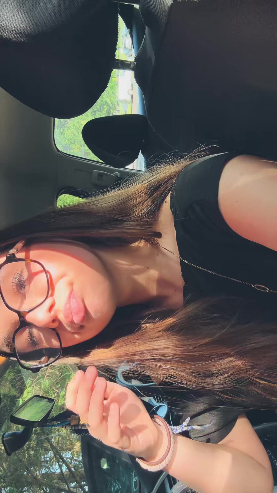 @𝐄𝐥𝐨𝐫𝐚
