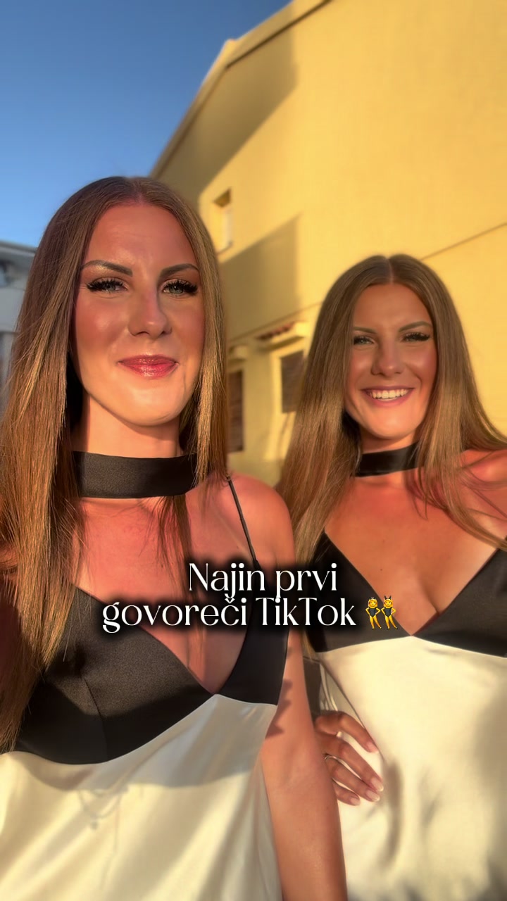 @Dezmaric_twins