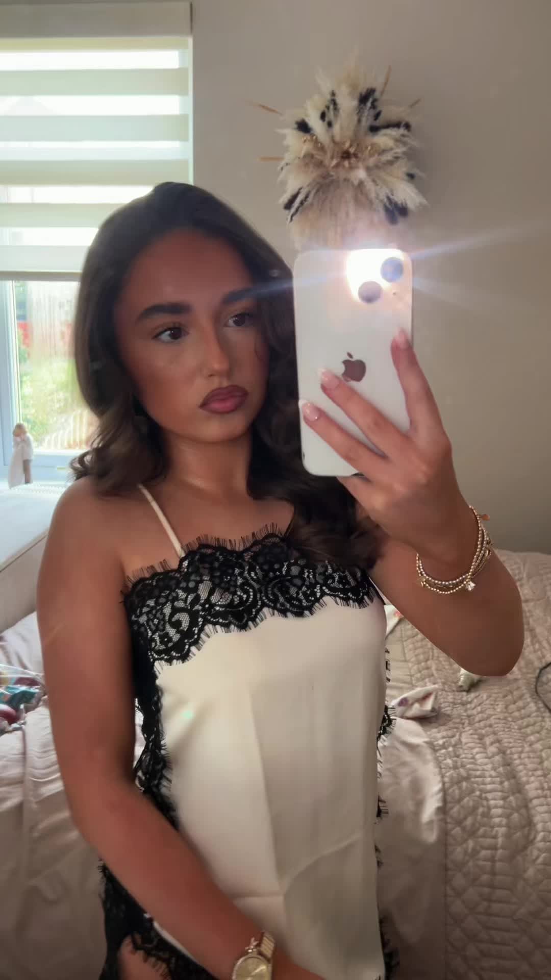 @MiaLeith