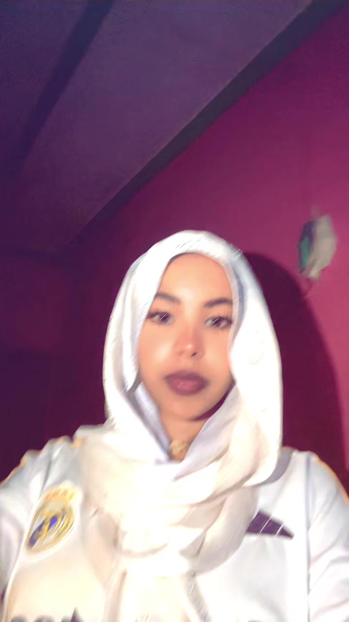 @ekru🦢🕸️