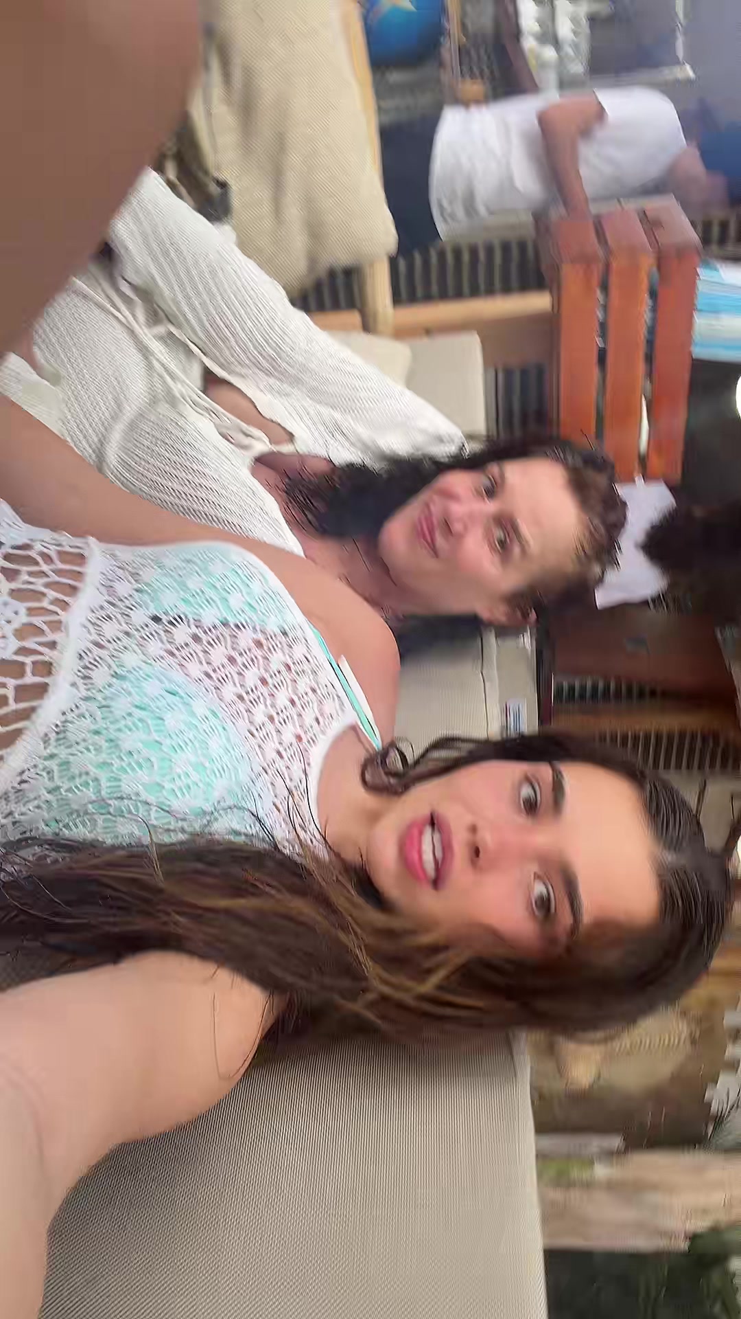 @laurencozens