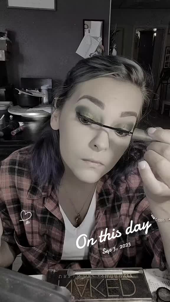 @BlueHairBabe💙