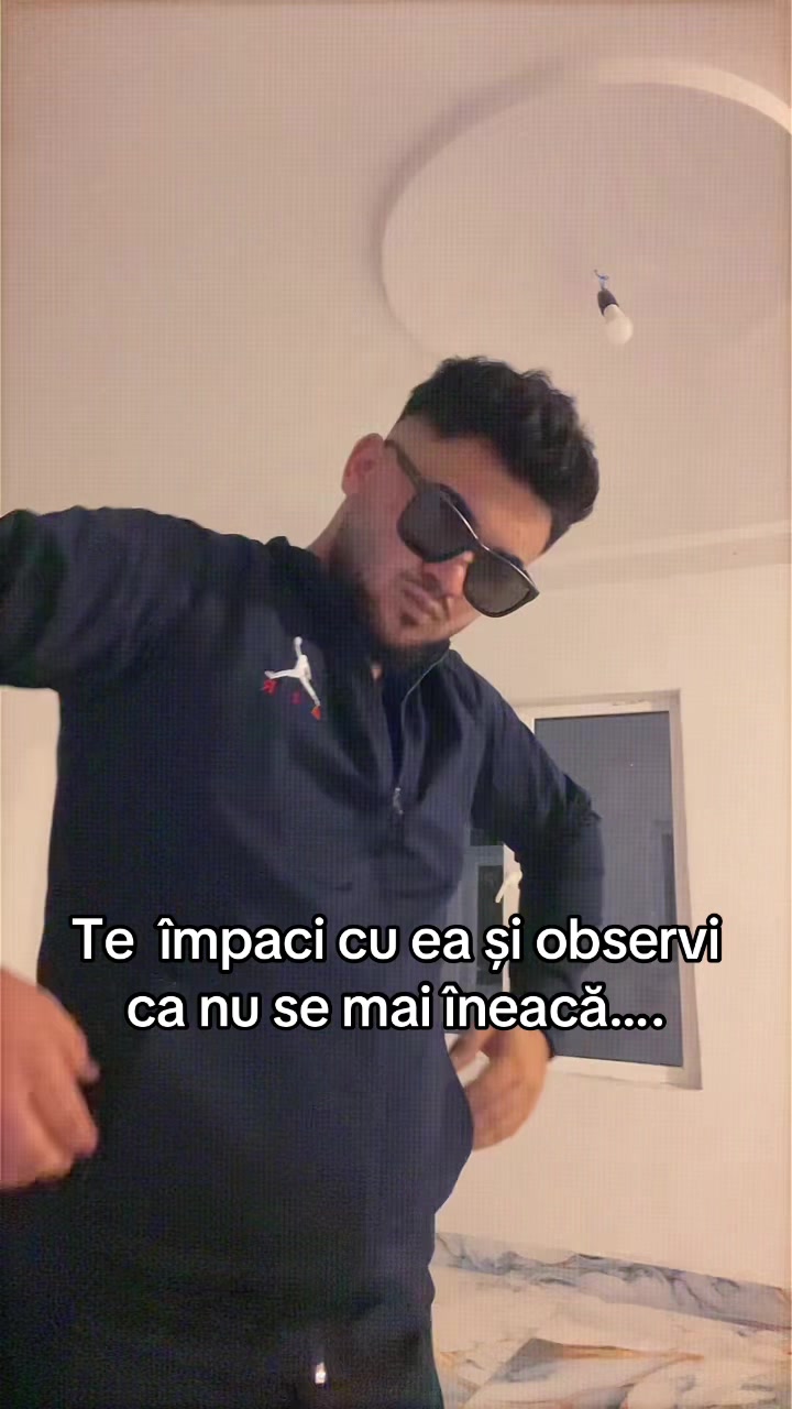 @A L E X .
